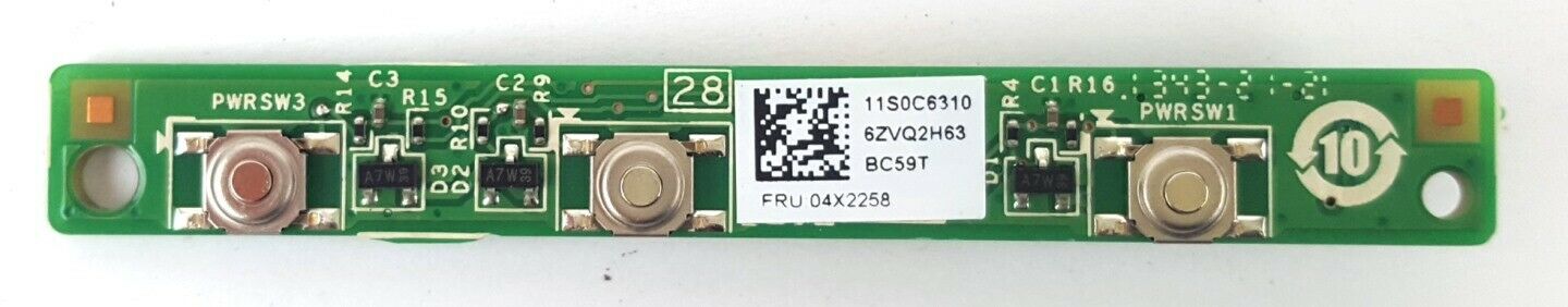 Scheda elettronica con tre pulsanti e componenti per pc ricondizionati Messoanuovo.it