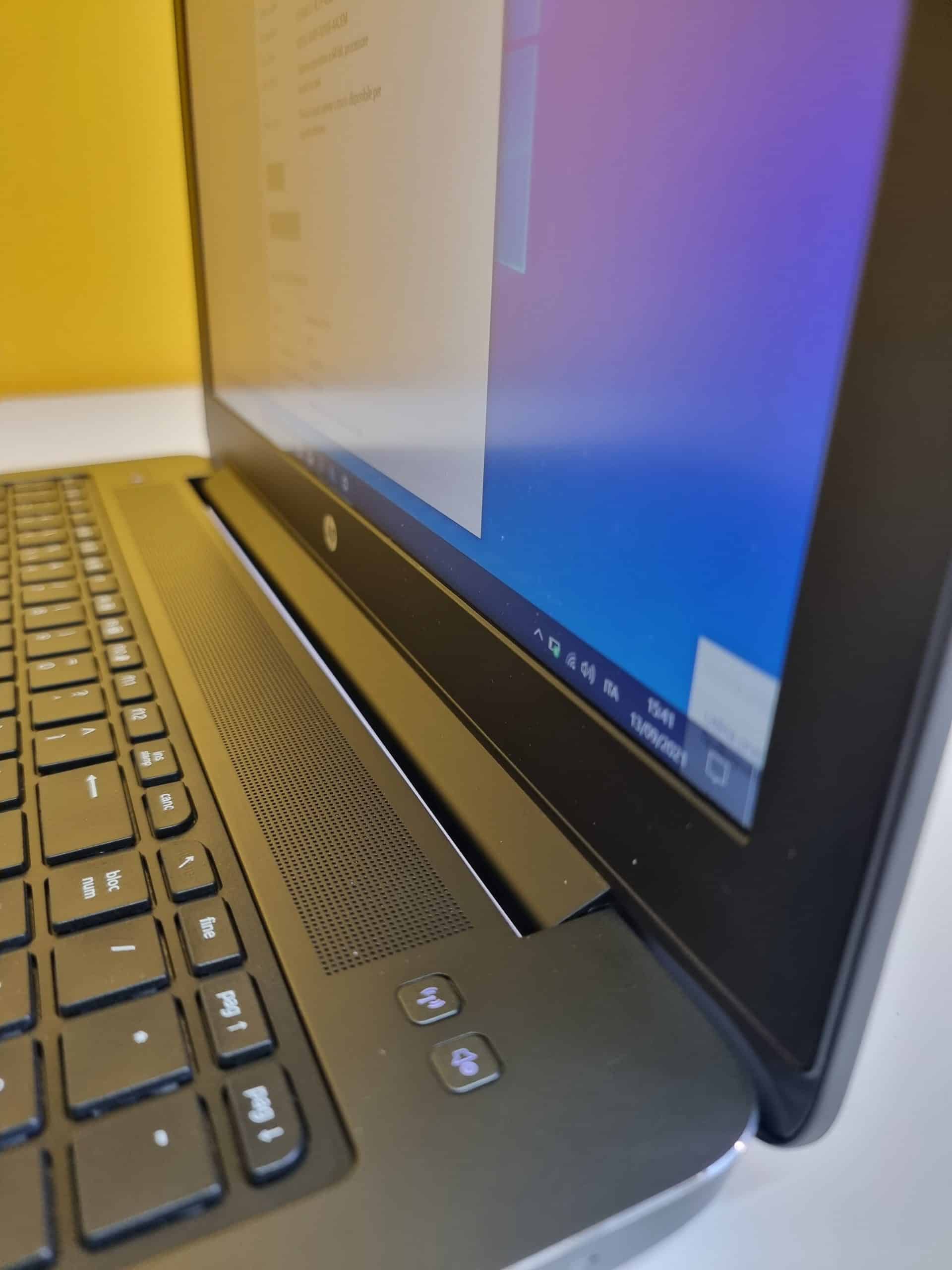 HP ZBook 15 G3 Notebook-WorkStation | 15" Zoll FullHD | Intel Core i7-6820hq 2,7 GHz | 32 GB RAM | 512 GB SSD | Nvidia Quadro M1000 | Italienische Tastatur mit Hintergrundbeleuchtung | Windows 10 Pro
