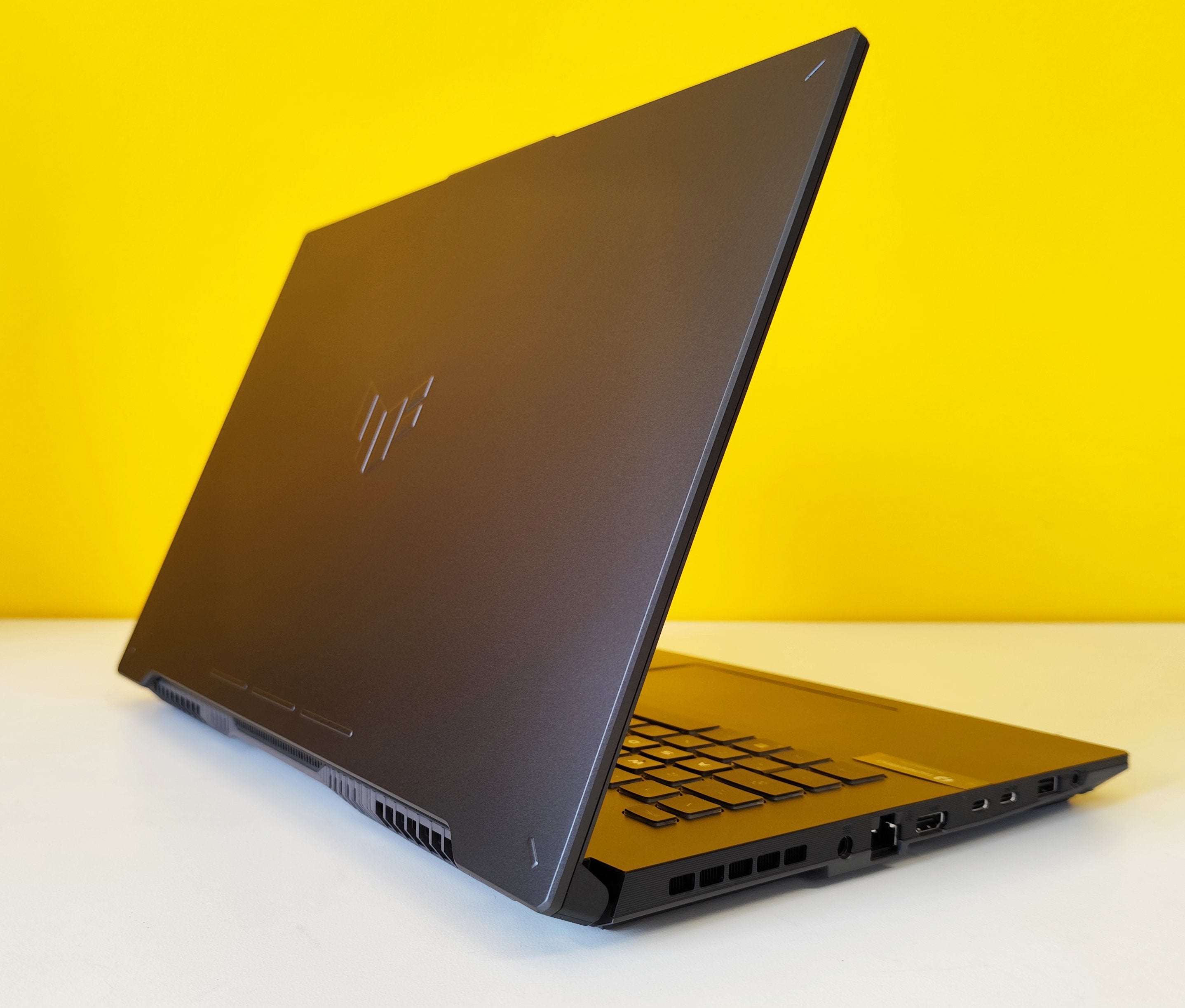 ASUS TUF Gaming A17 Notebook Gaming 17.3" FHD IPS | Intel Core 5 210H | Ram 32GB | SSD 1TB | Nvidia RTX 4050 6GB | FreeDOS Prodotto NUOVO