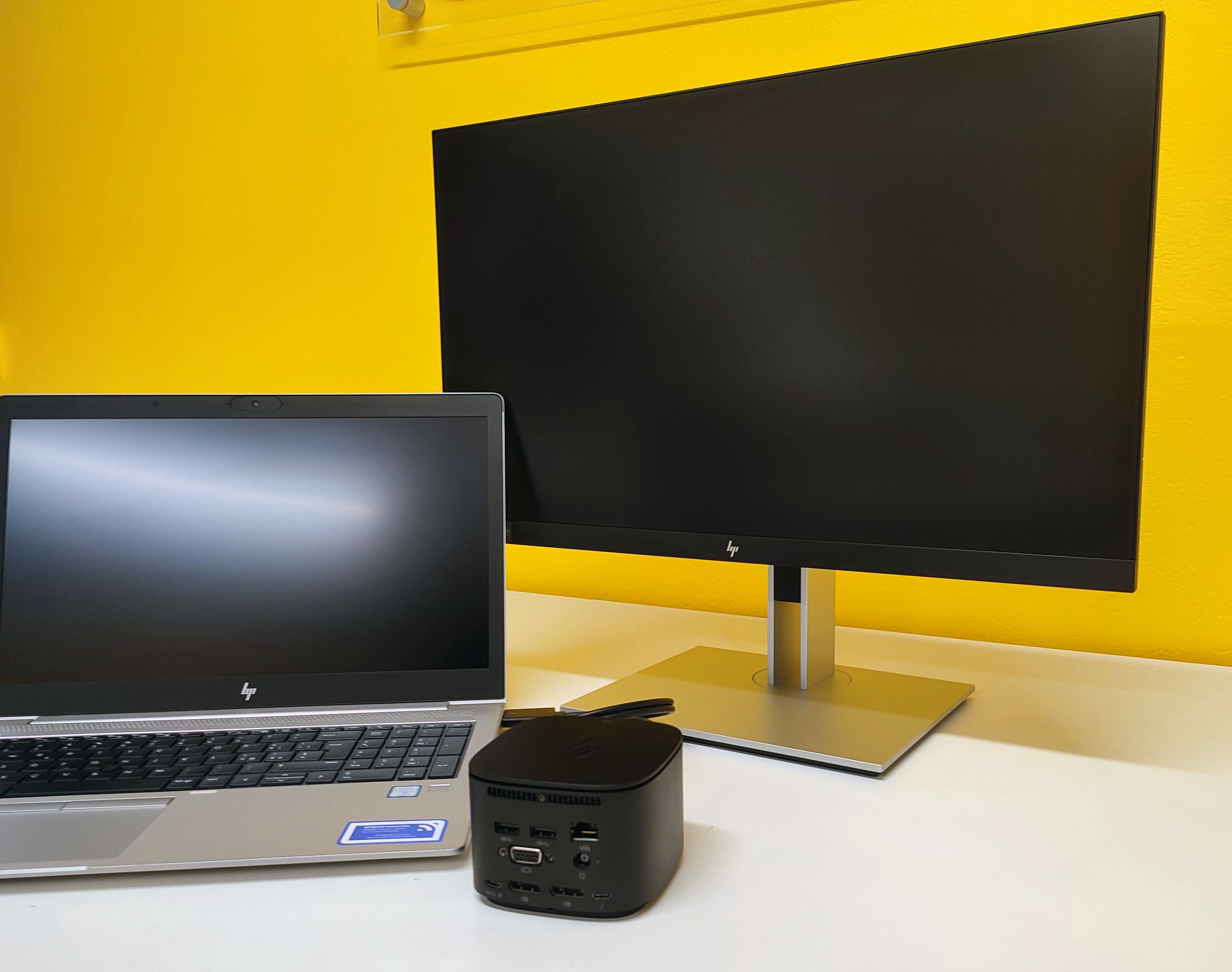 Bundle HP EliteBook 850 G6 15,6" | Intel Core i5 8Gen | SSD 512GB | Ram 16GB | Windows 11 Pro + HP E24G4 24" FullHD Monitor + Thunderbolt Dock 230W G2 hsn-ix01 Dockingstation 