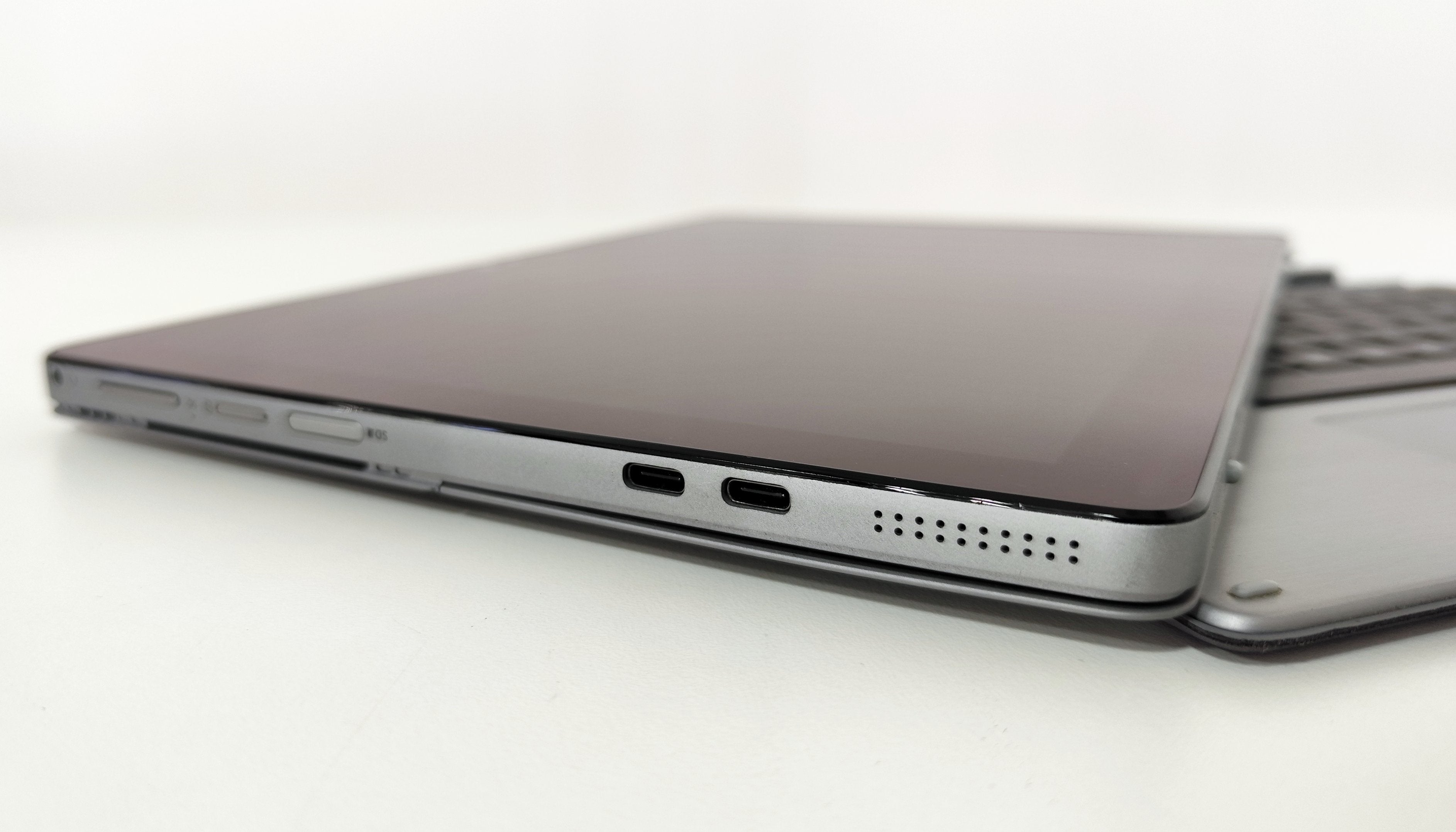 DELL Latitude 7200 2-in-1 13" Touch | Intel Core i5-8265U | FreeDOS Pratico come un tablet Performante come un Notebook