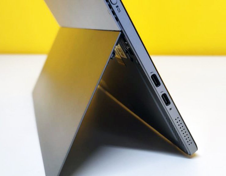DELL Latitude 7210 Notebook 2in1 12.3" FullHD Touch Screen | Intel Core i5-10310U | Ram 8GB | SSD Nvme 256GB | Wi-Fi 6 Web-Cam Bluetooth Windows 11 Pro Prestazioni ed usabilità in unico prodotto