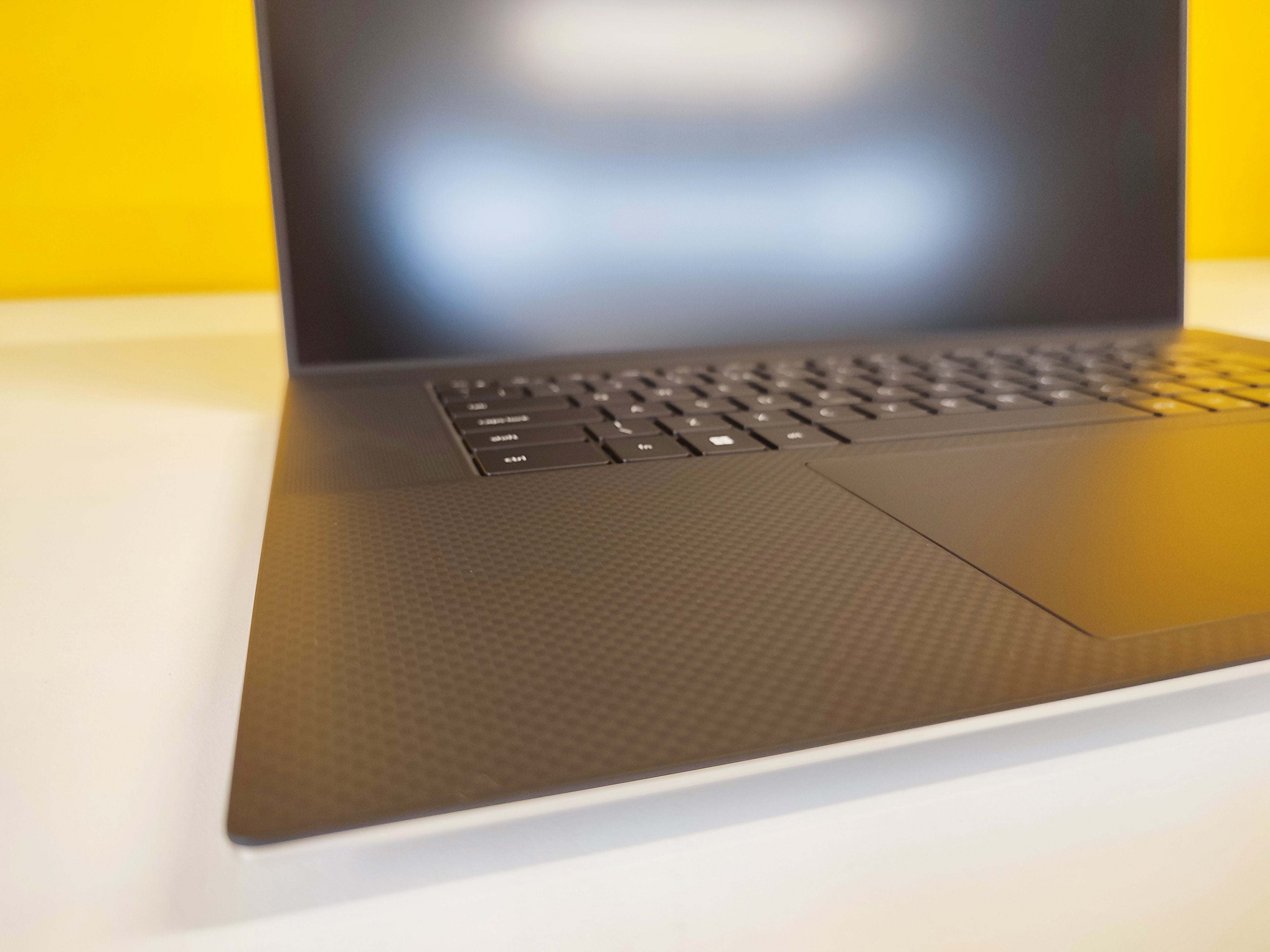 Dell XPS 9730 17" | Intel Core i9-13900H | 64GB RAM | 1TB SSD | Nvidia RTX 4080 | Windows 11 Product NEW 