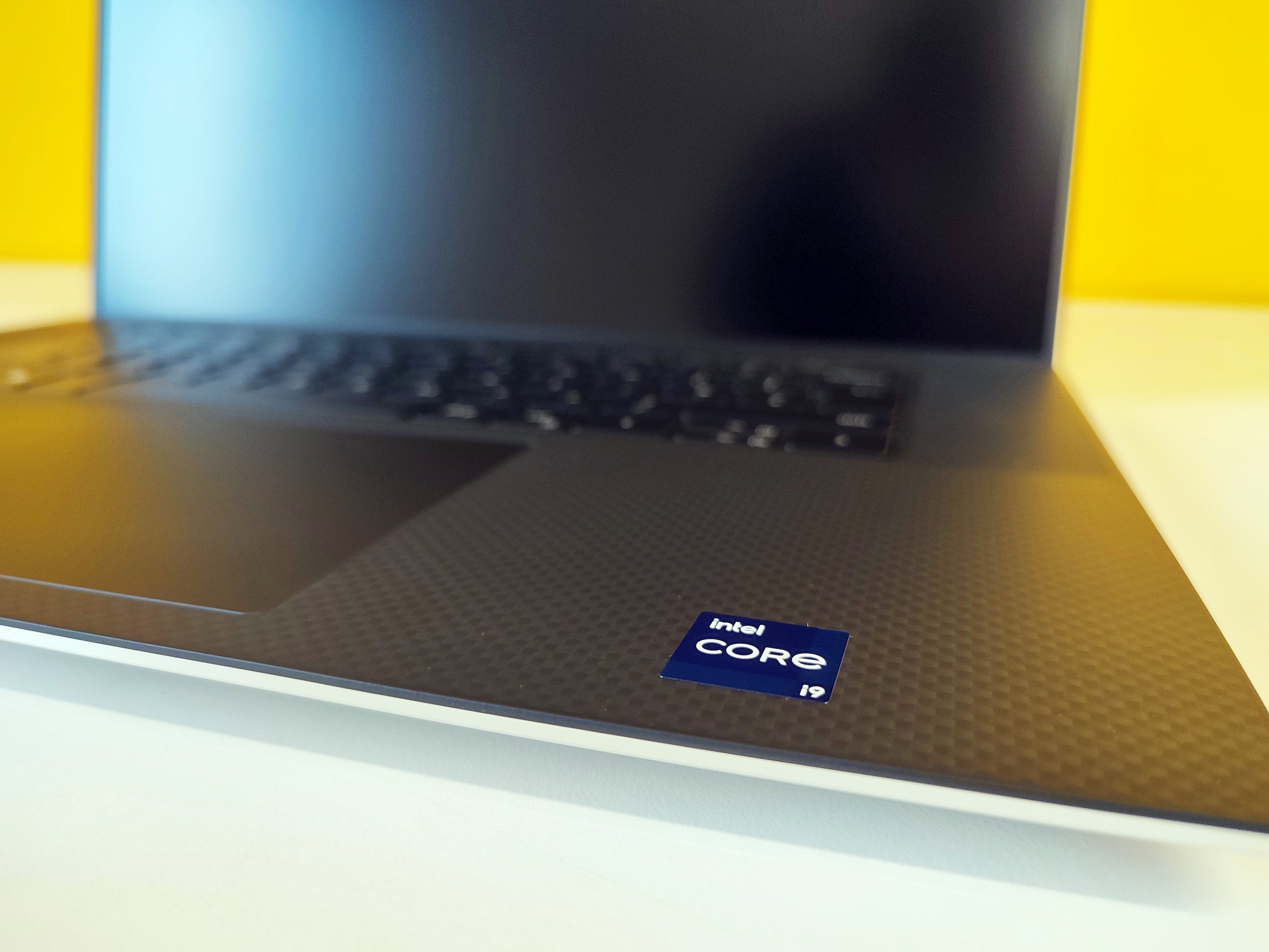 Dell XPS 9730 17" | Intel Core i9-13900H | 64GB RAM | 1TB SSD | Nvidia RTX 4080 | Windows 11 Product NEW 