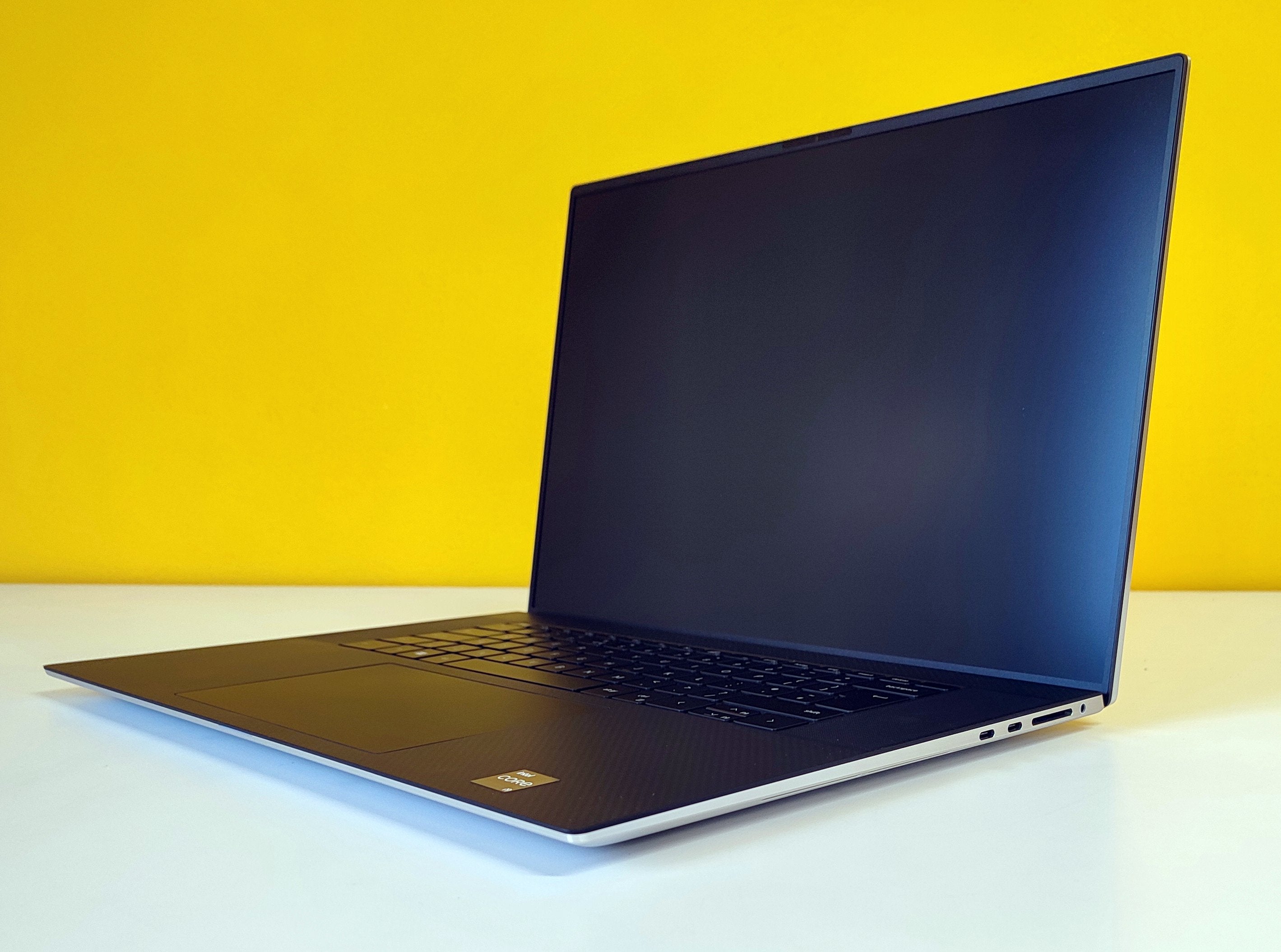 Dell XPS 9730 17" | Intel Core i9-13900H | 64GB RAM | 1TB SSD | Nvidia RTX 4080 | Windows 11 Product NEW 
