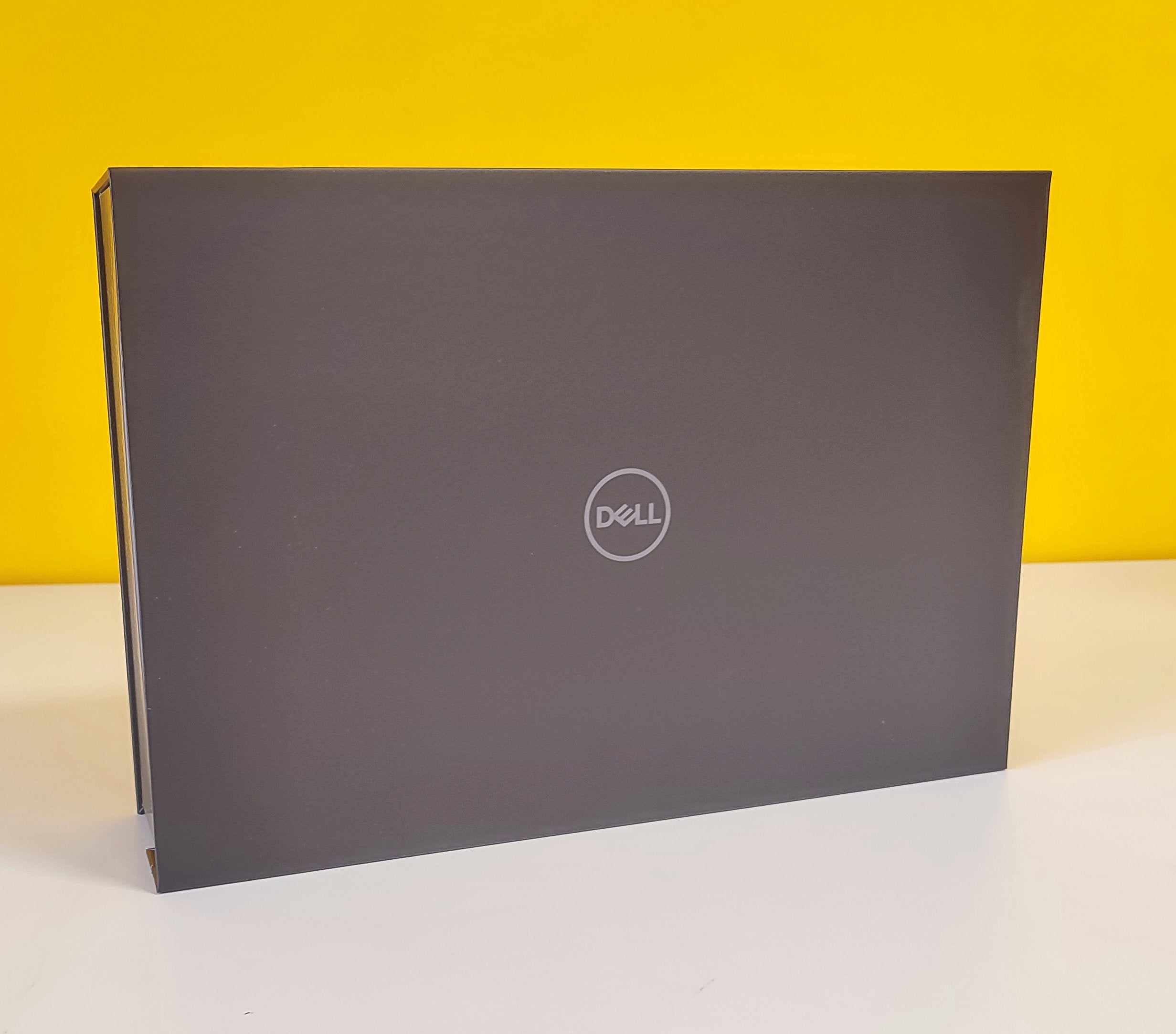 Dell XPS 9730 17" | Intel Core i9-13900H | 64GB RAM | 1TB SSD | Nvidia RTX 4080 | Windows 11 Product NEW 