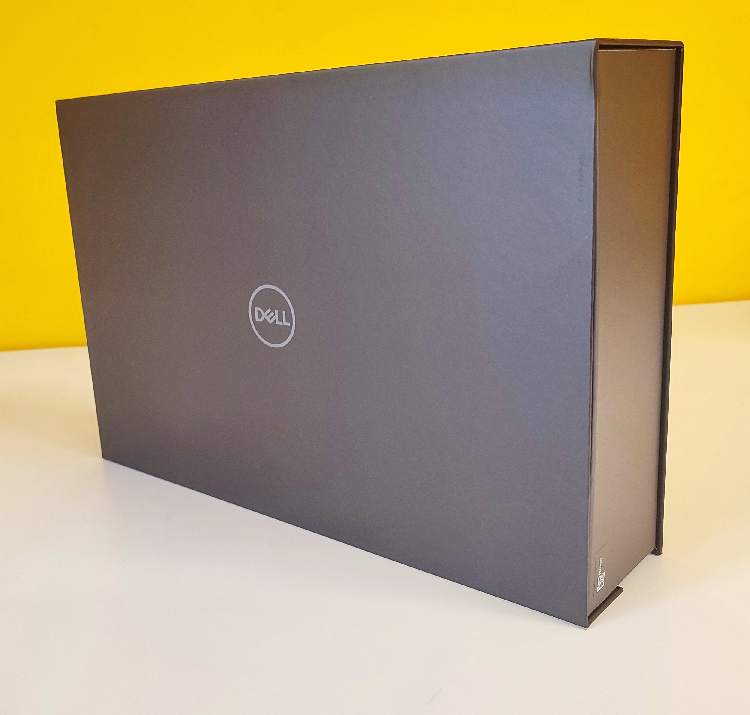 Dell XPS 9730 17" | Intel Core i9-13900H | 64GB RAM | 1TB SSD | Nvidia RTX 4080 | Windows 11 Product NEW 