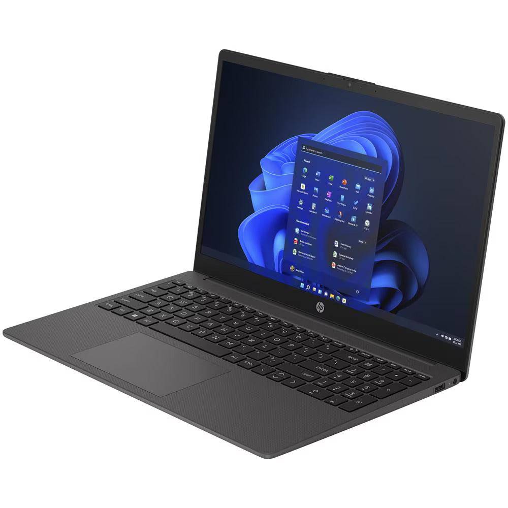 HP 250 G10 Notebook FullHD da 15.6'' visto lateralmente, con design sottile, tastiera nera e schermo attivo con Windows.
