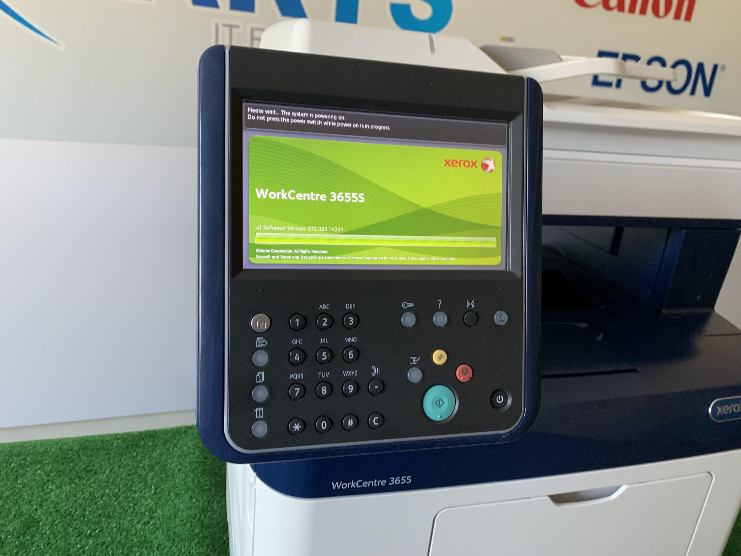 Multifunzione Xerox WorkCentre 3655S usata, display acceso, presso Messoanuovo.it