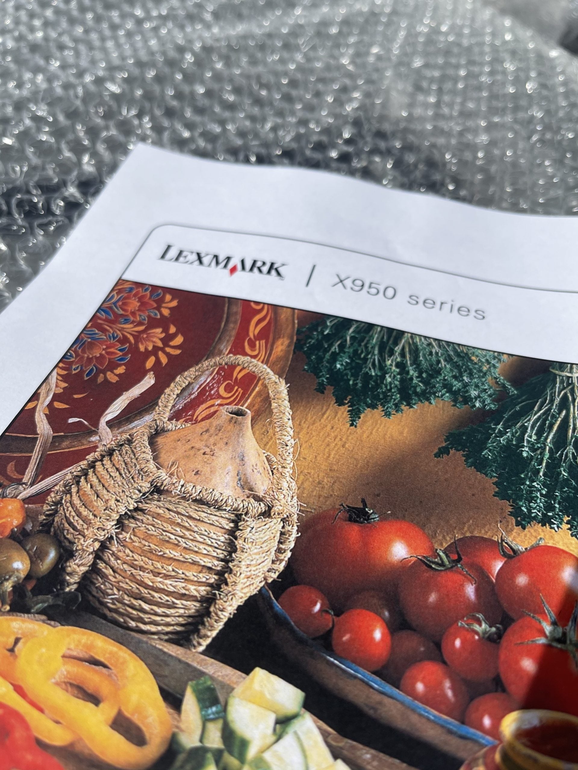 Stampa Lexmark X950 series con verdure, pomodori e cestino su carta, Messoanuovo.it