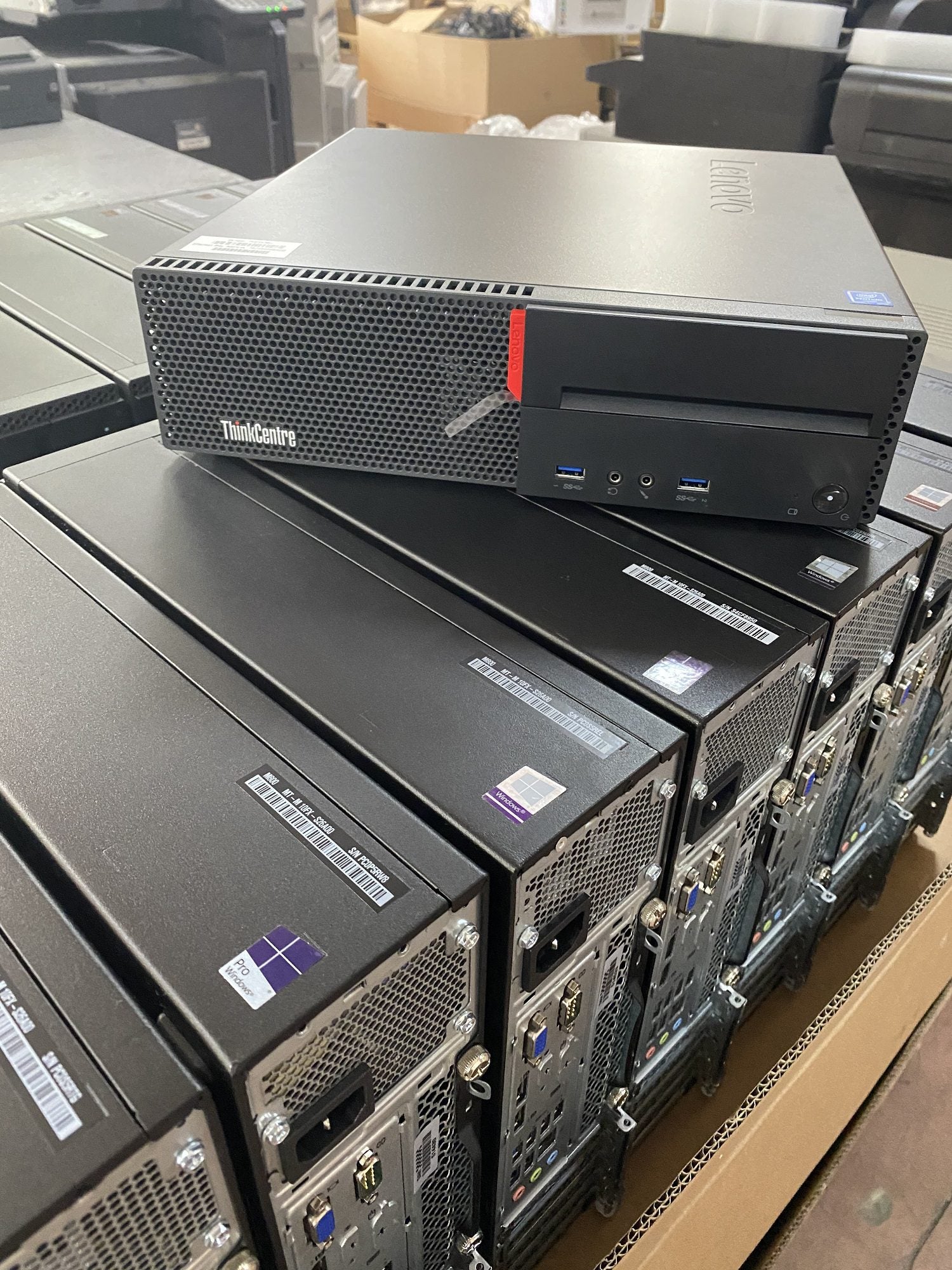 Lenovo Thinkcentre M800 SFF Intel Core i5-6400T 6 Gen 8GB DDR4 240GB SSD Win10Pro
