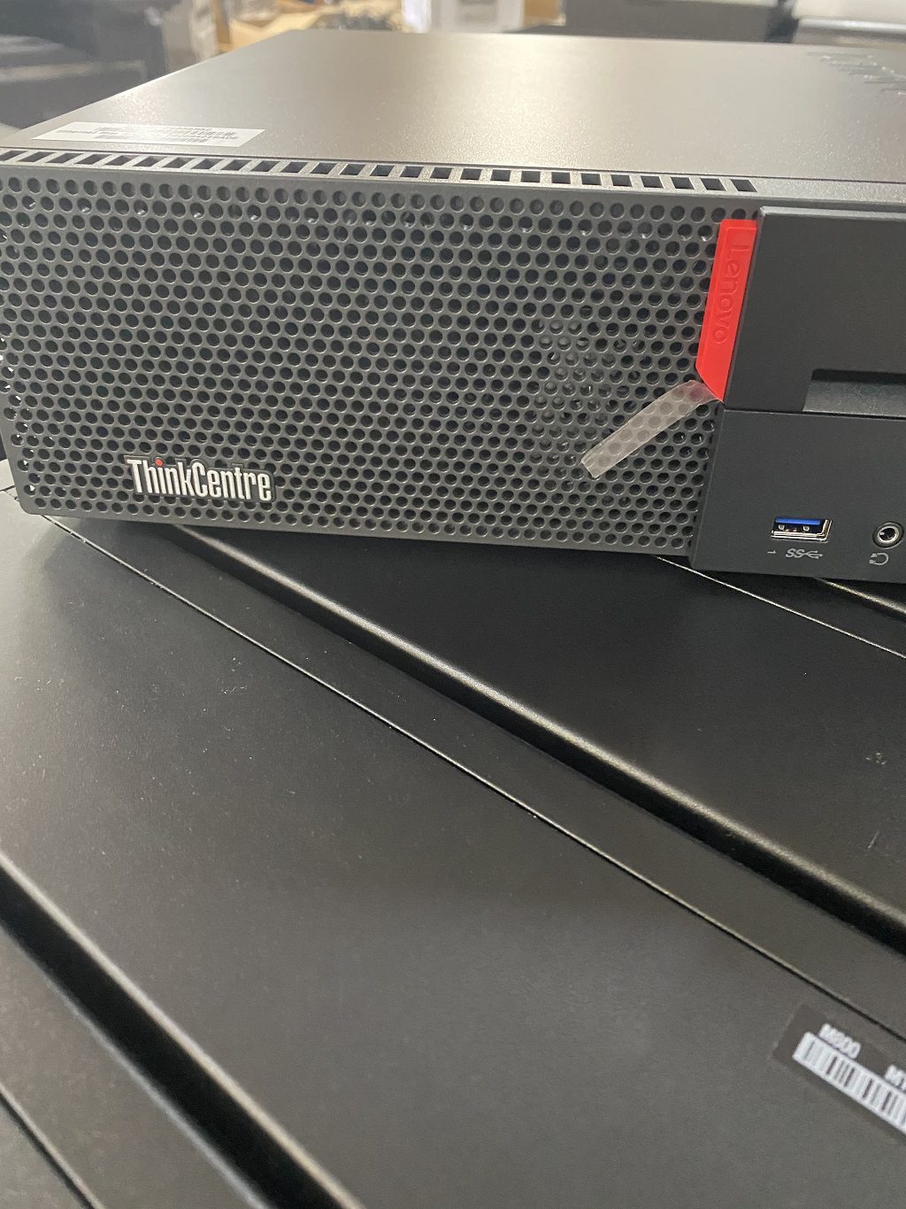 Lenovo Thinkcentre M800 SFF Intel Core i5-6400T 6 Gen 8GB DDR4 240GB SSD Win10Pro