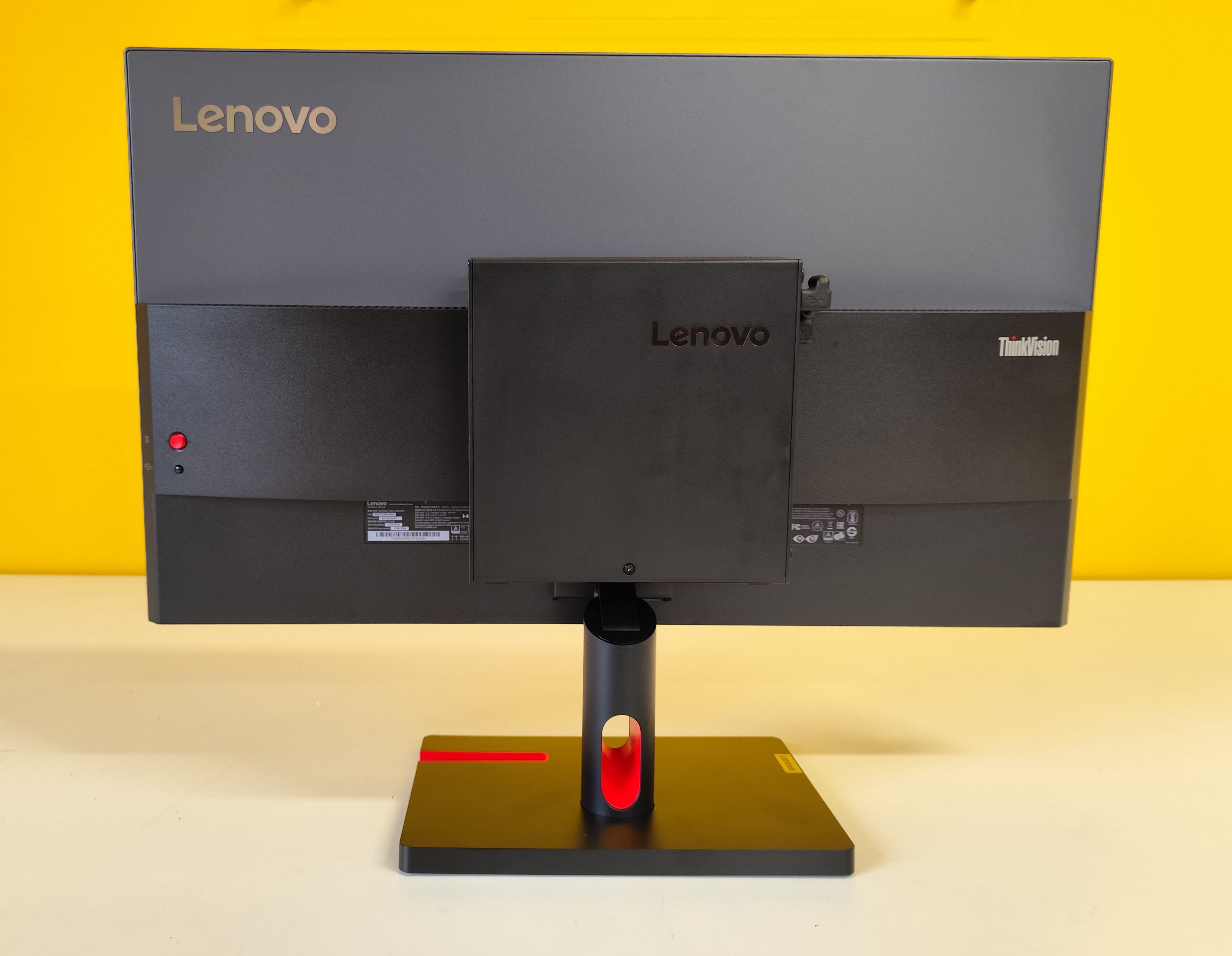 Lenovo All In One 27" Ultra Slim FullHD | Intel Core i5-10500T | FreeDOS 