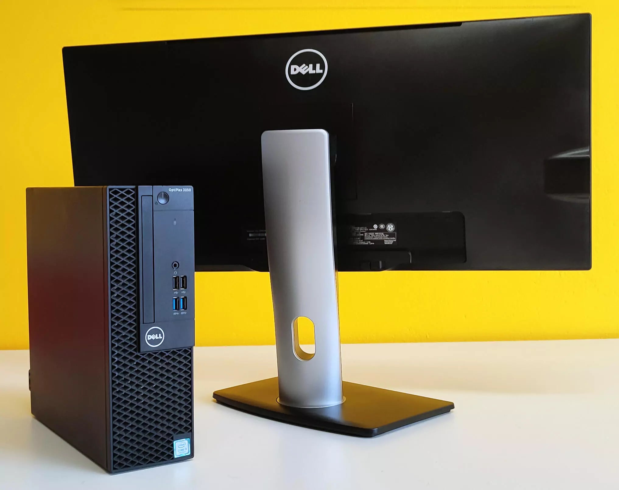 Bundle Dell OptiPlex 3050 SFF| Intel Core i5-6500 3.2Ghz | 16Gb Ram | SSD 512Gb | Windows 11 Pro Monitor DELL UltraSharp U2913WM LED IPS 29″ 2560×1080 Pixel FullHD 21:9
