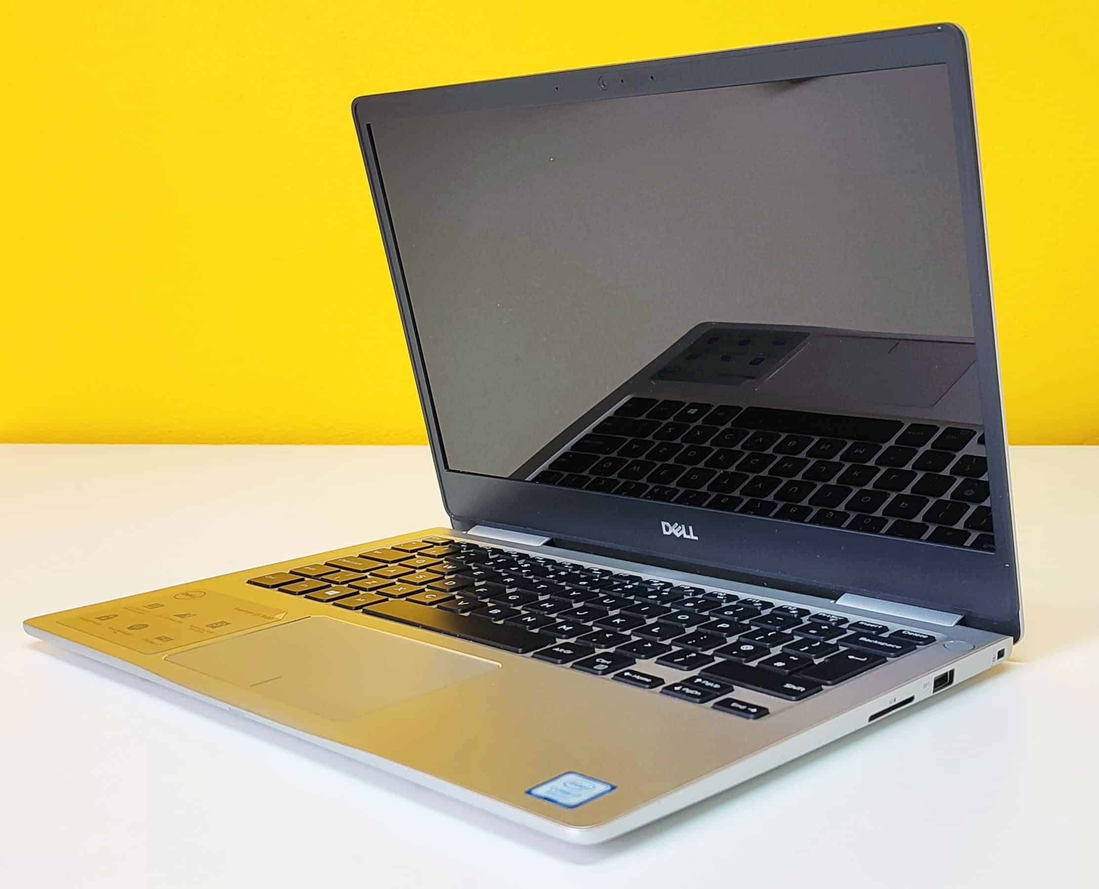 Dell Inspiron 7370 Notebook 13.3" FullHD | Intel Core i7-8550U 1.8Ghz | Ram 8Gb | SSD 1Tb | Tastiera US | Windows10 Pro