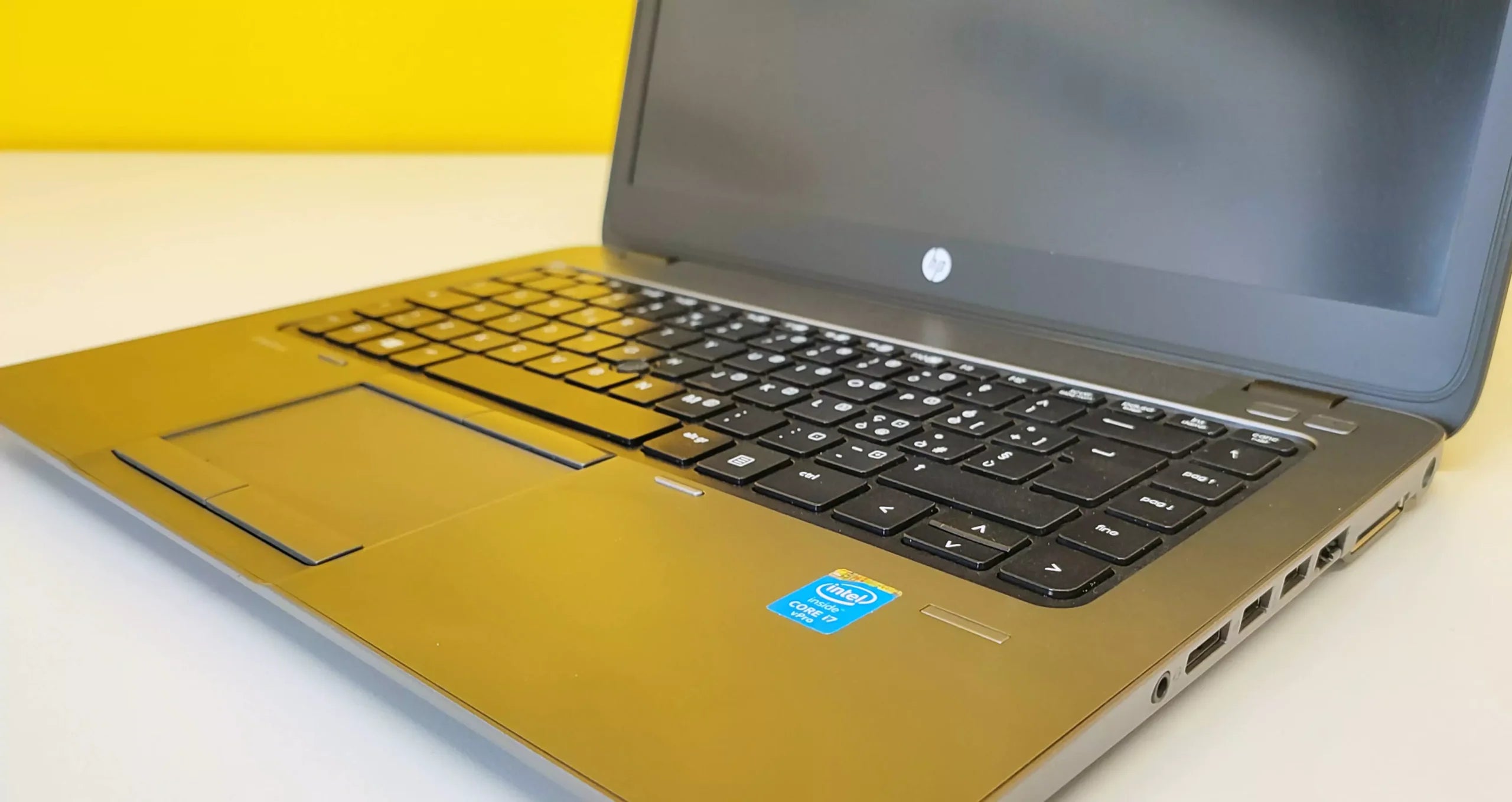 NOTEBOOK HP 840 G2 CPU i7 5600U @2,60 GHz - SSD 256GB - RAM 8 GB - Full HD - DISPLAY 14" - WIN10 PRO